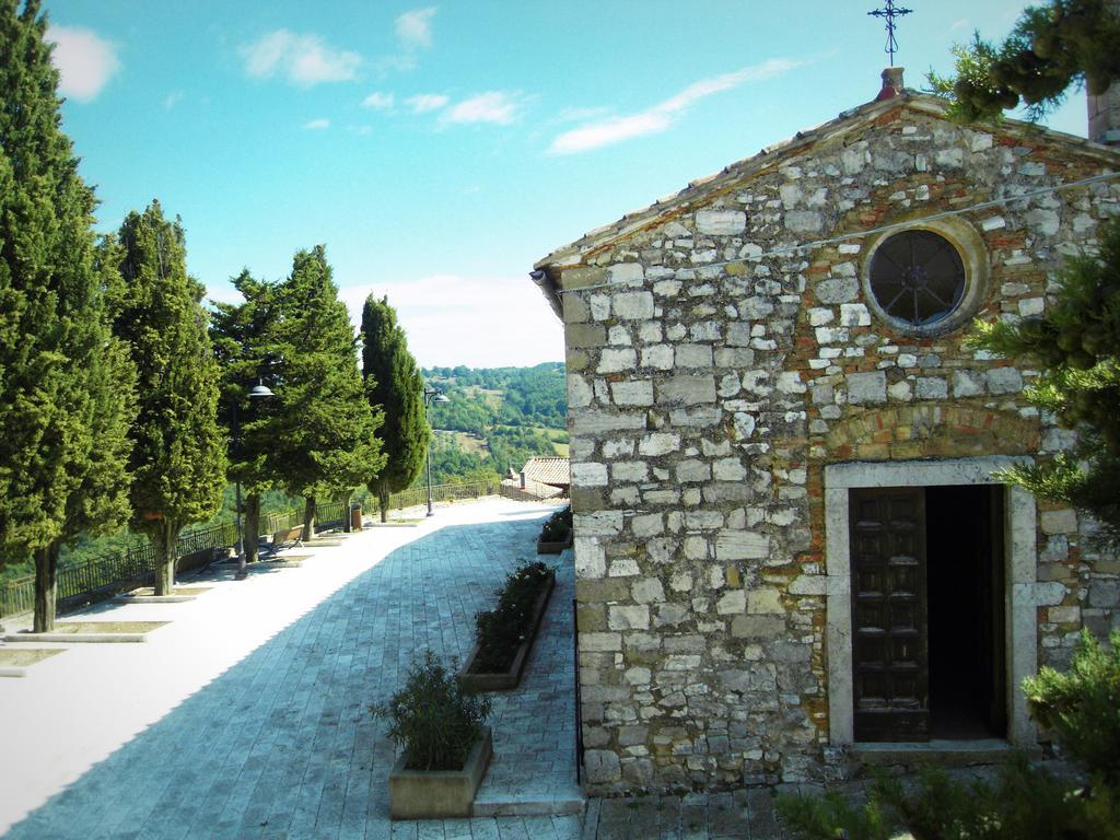 Guest House Il Borgo Di Sempronio Semproniano Exterior photo